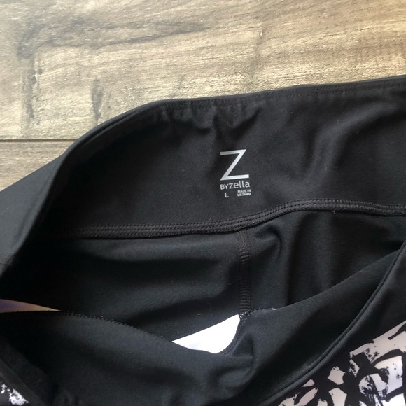 Zella leggings Large Sheer - Picture 3 of 6